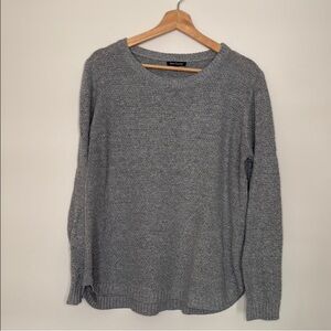 Pink Clover Heathered Gray Sweater